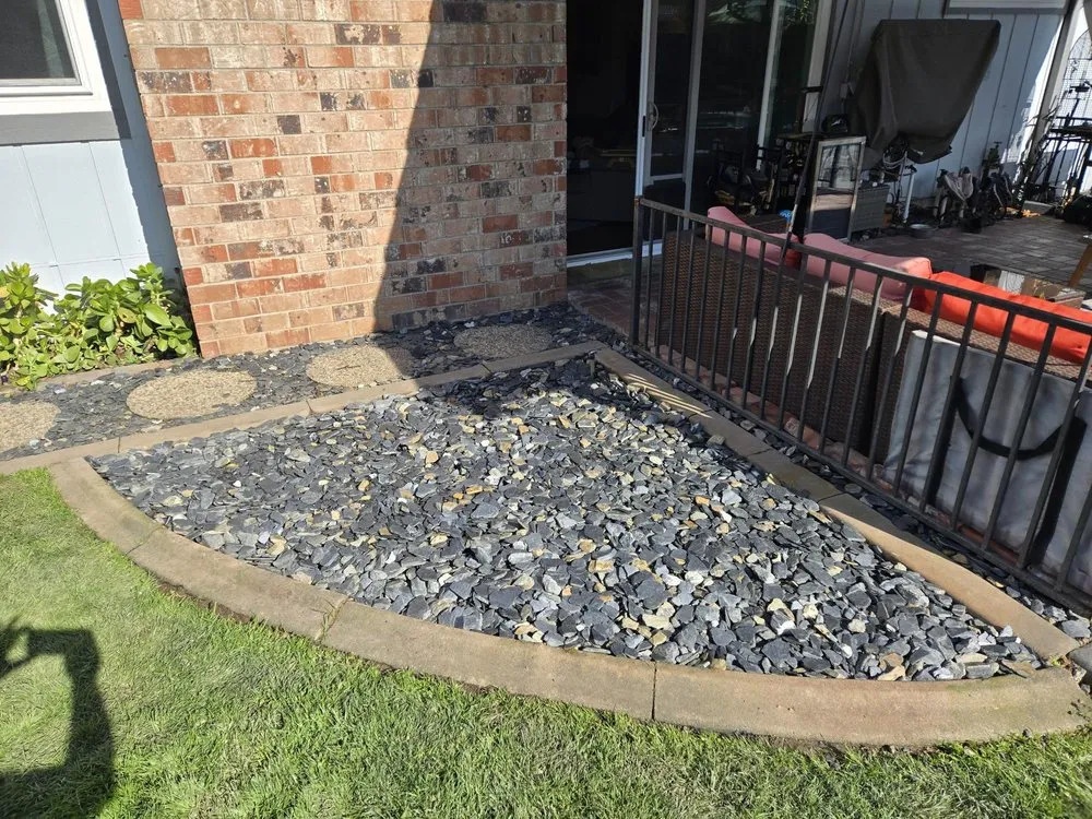 Custom lawn mowing service in Sacramento, CA - Maple Landscaping