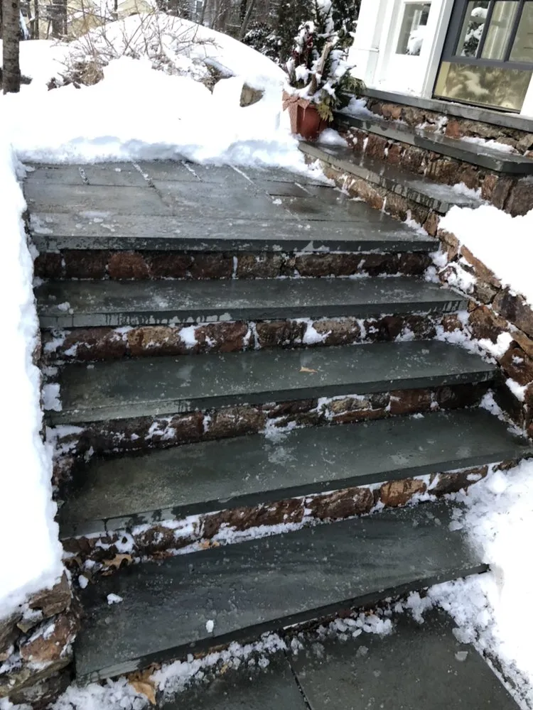 Custom yard maintenance experts serving Wayland, MA - Maple Tree Landscape