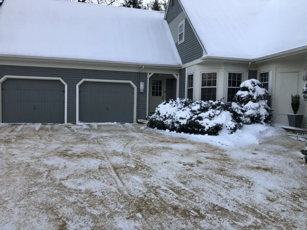 Affordable yard cleanup service in Wayland, MA - Maple Tree Landscape