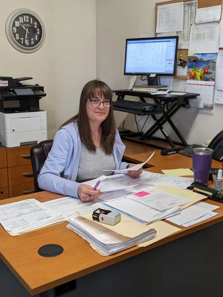 Trusted lawn mowing service in Chardon, OH - Mapledale Farm Landscape Supplies