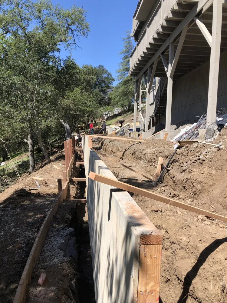 Professional outdoor landscaping experts serving San Jose, CA - Mapletree Landscaping