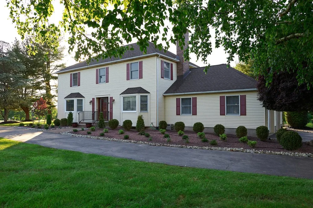 Affordable lawn care service in Flemington, NJ - Maplewood Landscaping