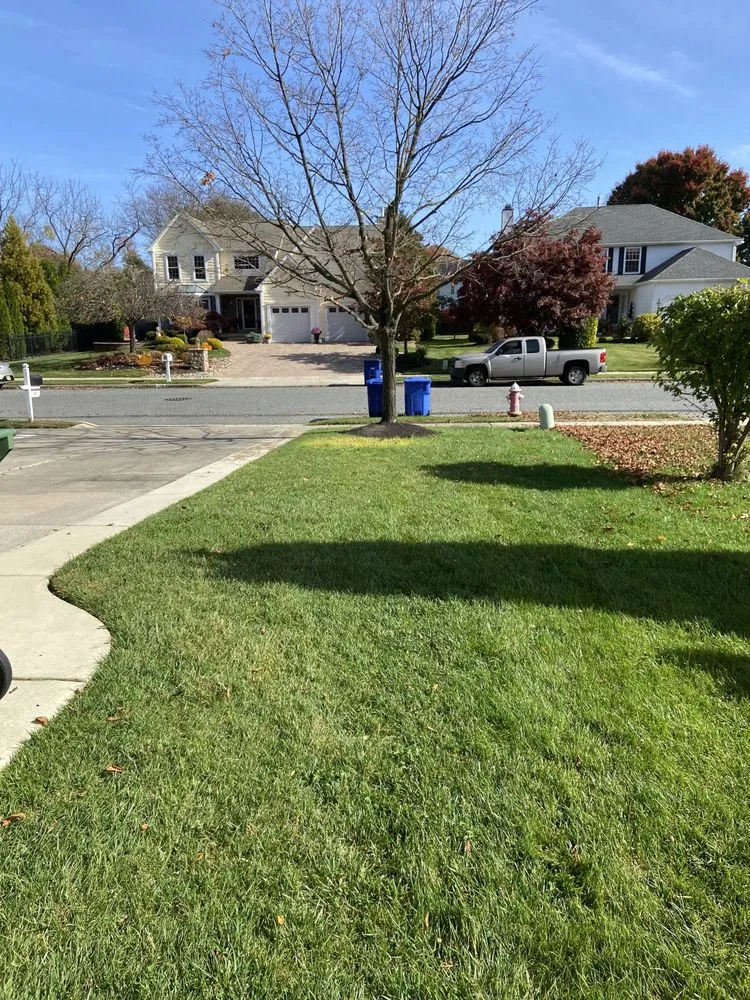 Reliable residential landscaping in Mount Laurel Township, NJ by Maplewood Landscaping