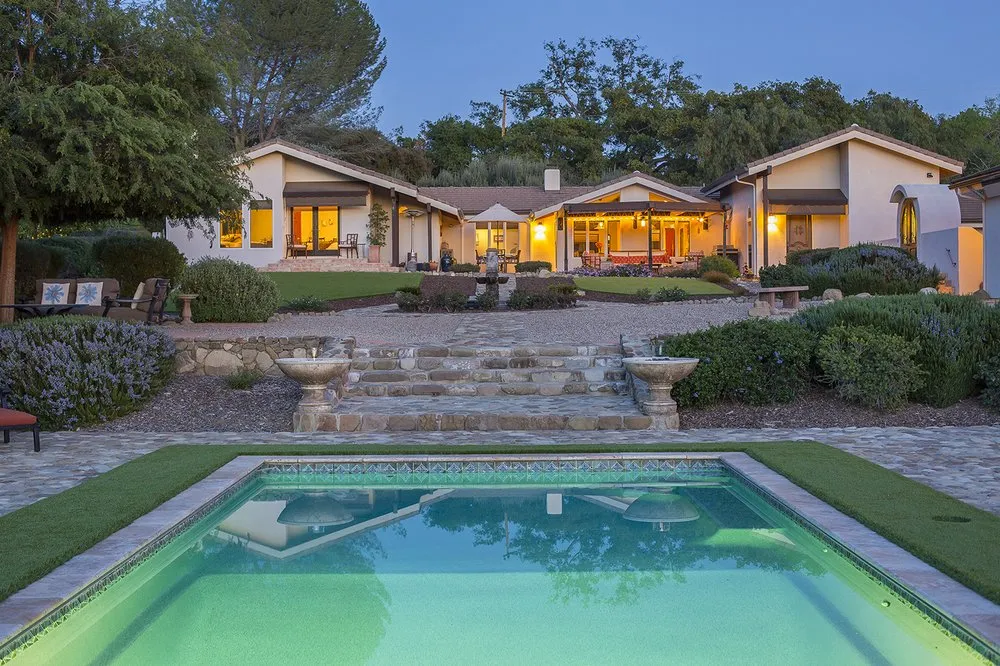 Top-rated lawn care service experts serving Ojai, CA - Mar Lawn & Landscape