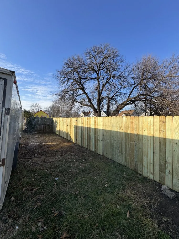 Top-rated outdoor landscaping for homes in Shepherdsville, KY by Maraman Property Management