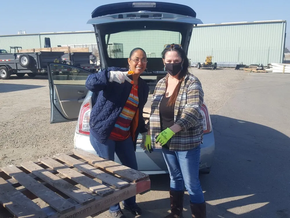 Top-rated lawn care service in Bakersfield, CA - Maranatha Landscape