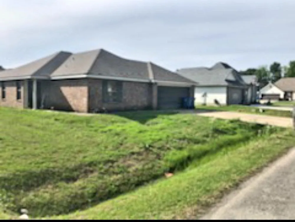 Custom landscaping services experts serving Rayne, LA - Marcantel's Lawn Care