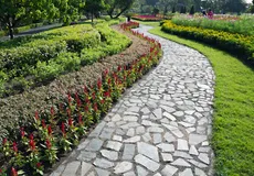 Professional yard maintenance in Easton, PA - Marcell Landscaping