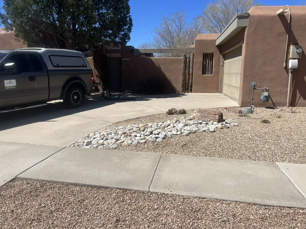 Custom yard cleanup service for residential properties across Albuquerque, NM - Marcelo's Maintenance and Lawn Care