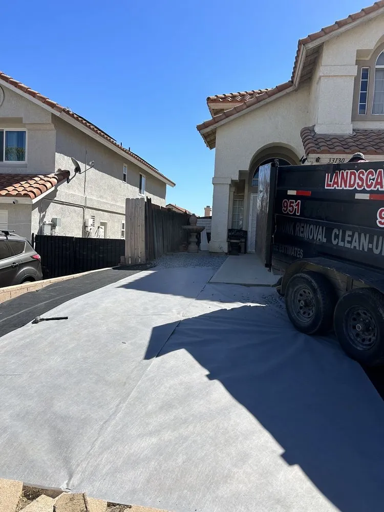 Custom yard cleanup service in Riverside, CA - Marco Tree Service