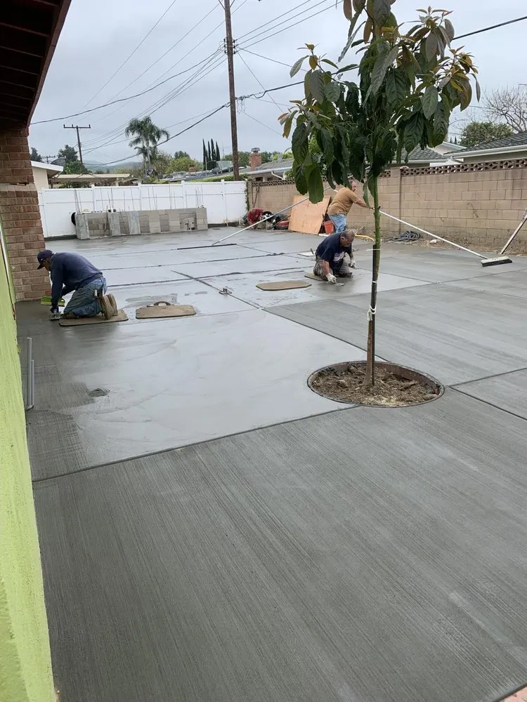 Affordable yard maintenance for year-round maintenance in Simi Valley, CA by Marcos Landscape & Hardscape