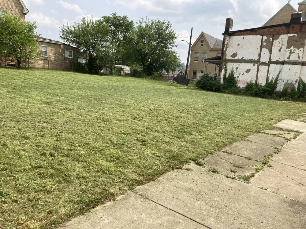 Expert garden landscaping in Rankin, PA by Marcos Lawn Care and Snow Maintenance