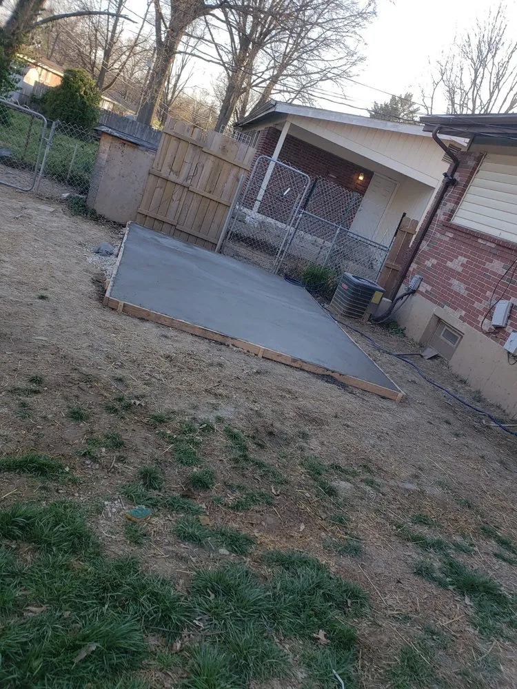 Reliable yard cleanup service experts serving North County, MO - Marc's Lawn Care and Hauling Services