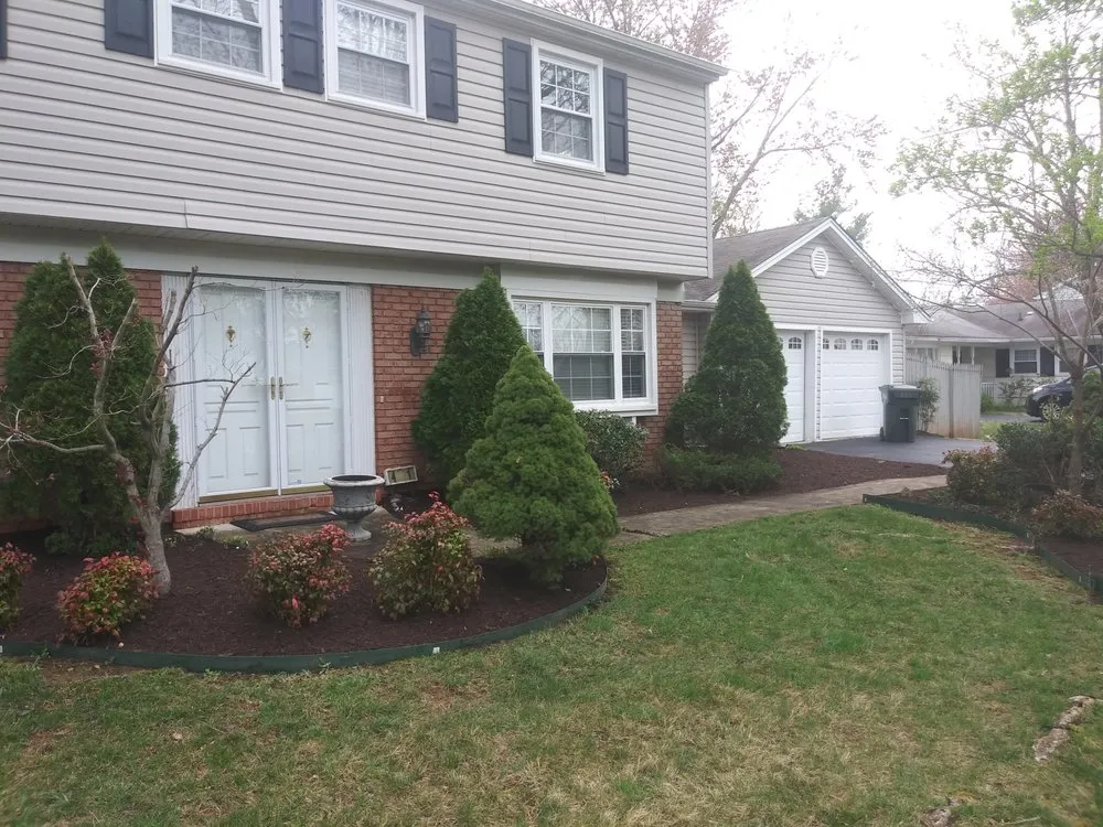Custom outdoor landscaping in Fairfax, VA by Marc's Lawn Care