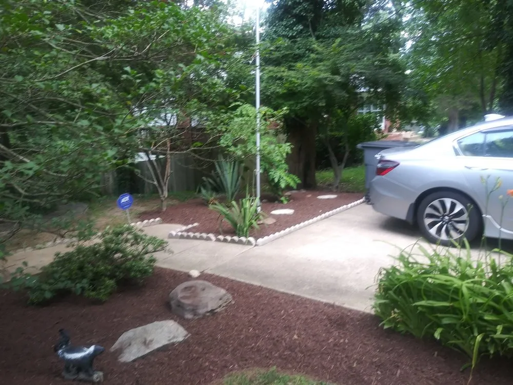 Affordable lawn mowing service experts serving Fairfax, VA - Marc's Lawn Care