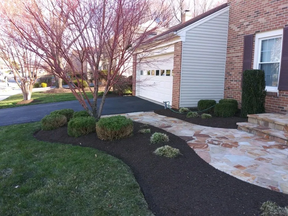 Top-rated lawn mowing service experts serving Fairfax, VA - Marc's Lawn Care