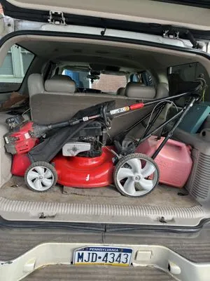 Marcs Lawn Service Logo