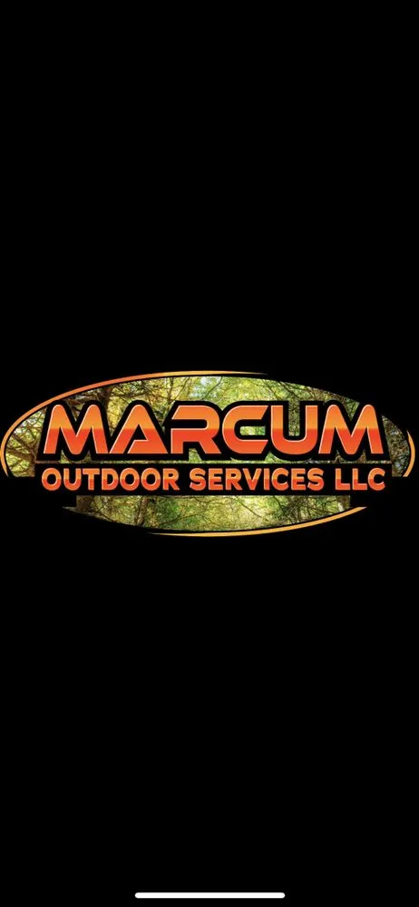 Professional landscaping services experts serving Louisville, KY - Marcum Outdoor Services