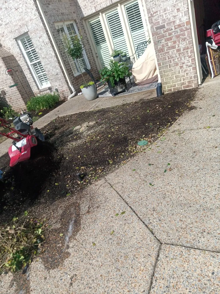 Local residential landscaping in Mason, TN by Mardreques Payton