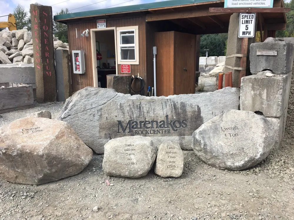 Expert residential landscaping experts serving Issaquah, WA - Marenakos Rock Center