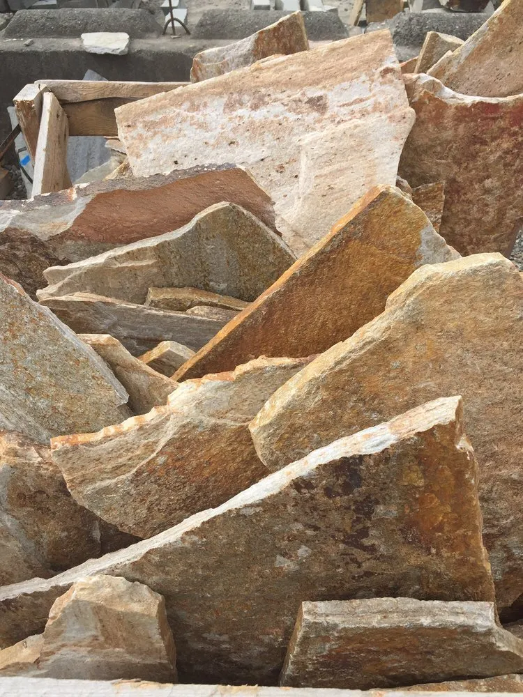 Reliable garden landscaping near you in Issaquah, WA by Marenakos Rock Center