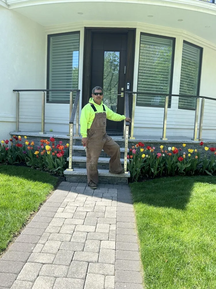 Expert lawn mowing service in Lynn, MA - Marenco's Landscaping