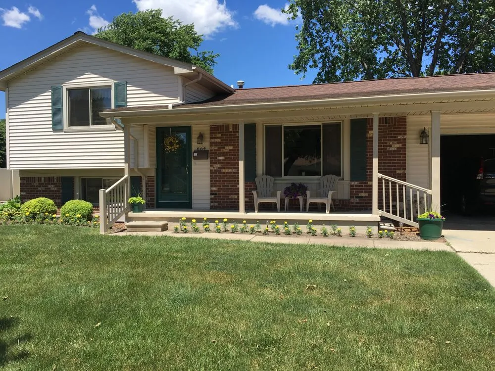 Professional yard cleanup service near you across Ida, MI - Marflo's Lawn Service