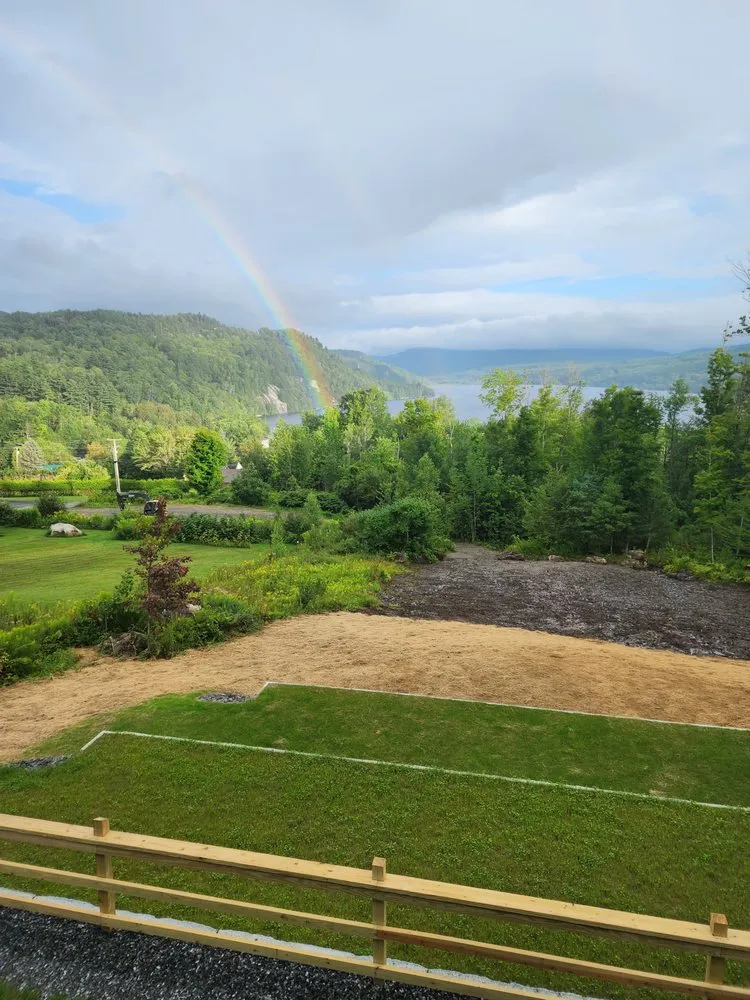 Custom lawn care service in Moosup, CT - Maria Does it All