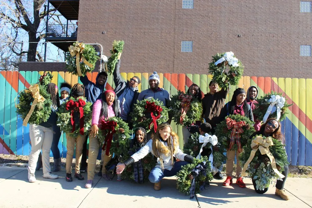 Professional garden landscaping experts serving Lake Bluff, IL - Mariani