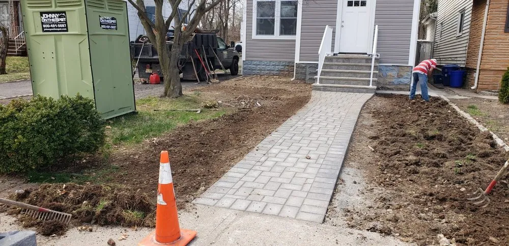 Expert landscape design experts serving Newark, NJ - Mariano Reyes And Son Landscaping