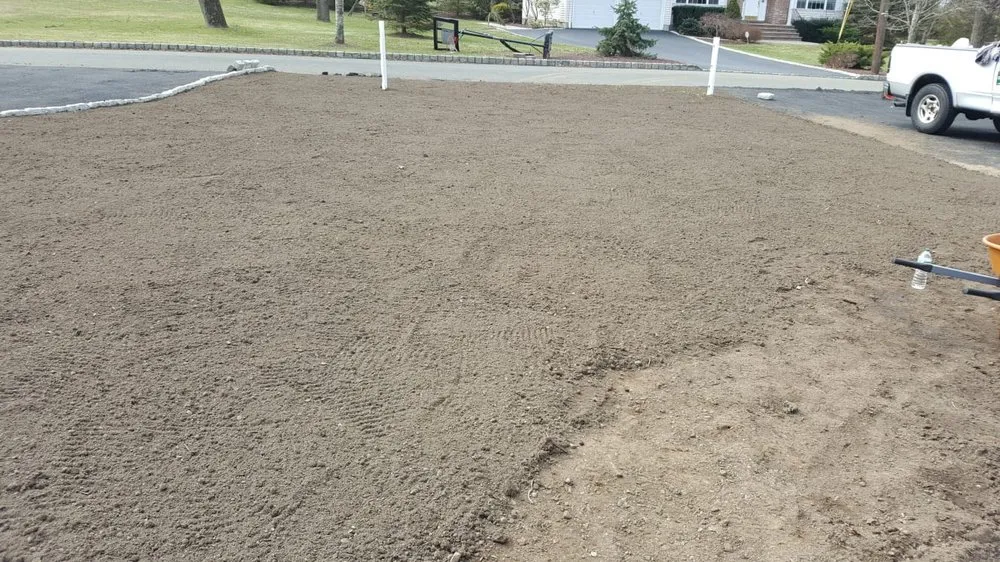 Professional outdoor landscaping experts serving Newark, NJ - Mariano Reyes And Son Landscaping