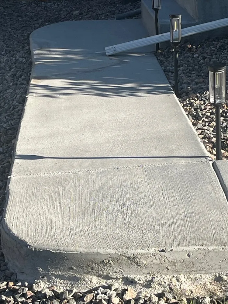 Trusted yard cleanup service in Aurora, CO by Mariano's Landscaping