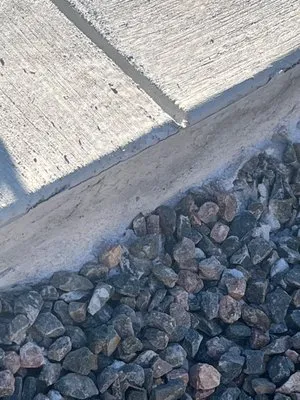 Mariano's Landscaping Logo