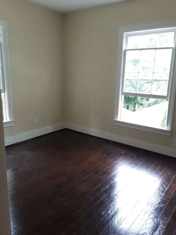 Affordable yard cleanup service for outdoor upgrades across Tyler, TX - Maria’s landscapes and building maintenance