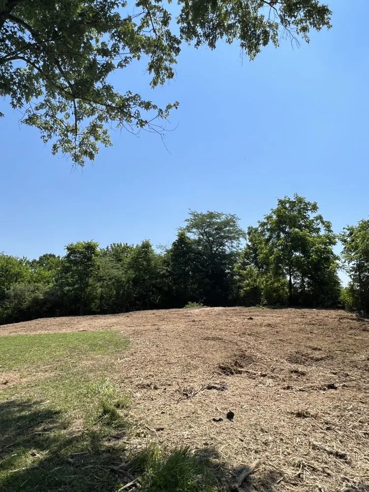 Reliable residential landscaping experts serving Hamilton, OH - Maricle construction land management