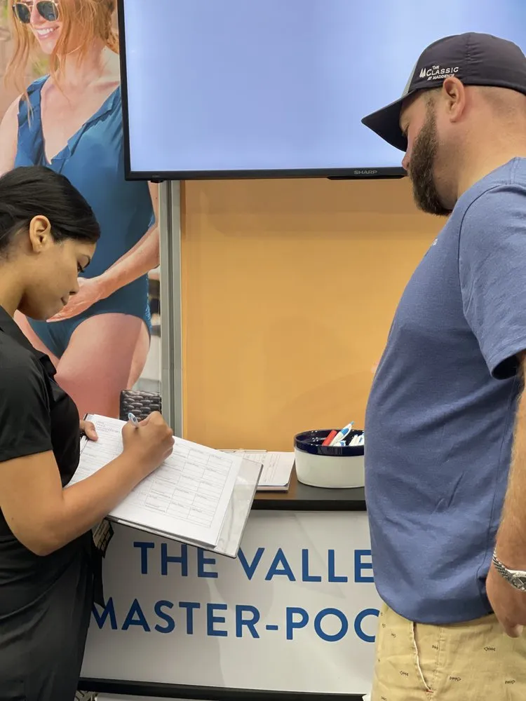 Expert yard cleanup service for residential properties across Phoenix, AZ - Maricopa County Home Shows