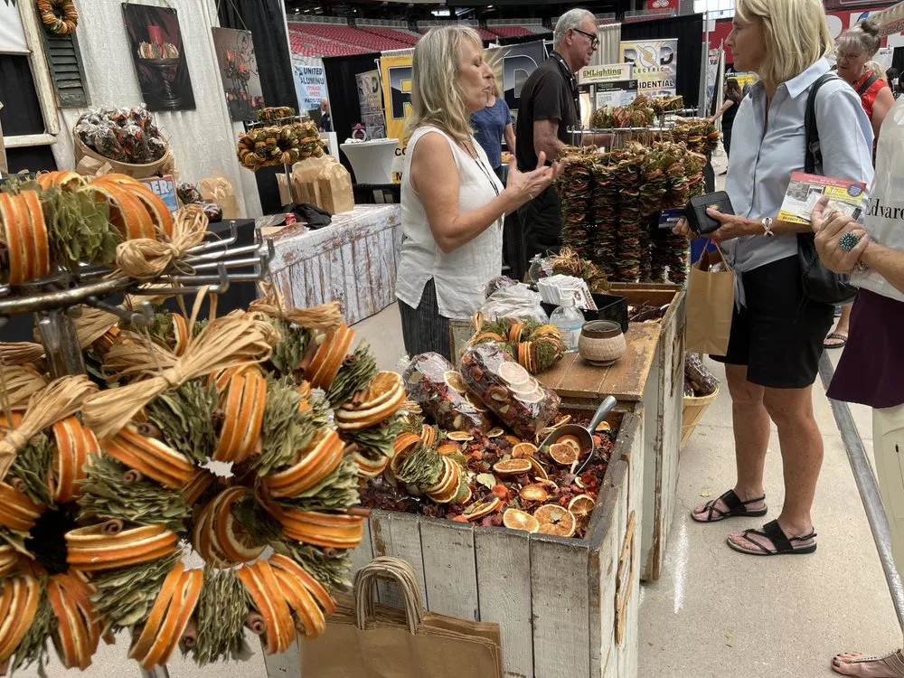 Expert yard cleanup service experts serving Phoenix, AZ - Maricopa County Home Shows