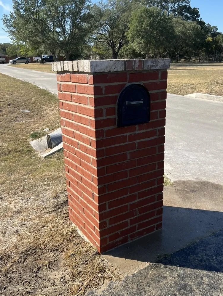 Custom lawn care service for residential properties in Austin, TX by Marin Construction