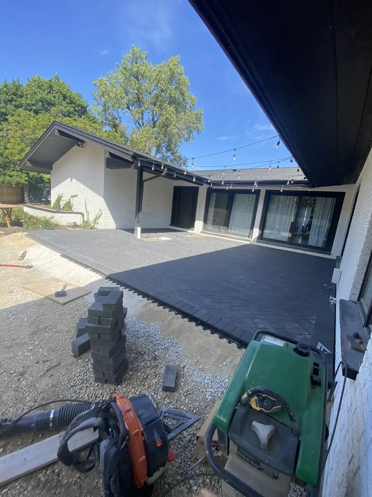 Expert landscape design in Carpentersville, IL by Marin Landscaping