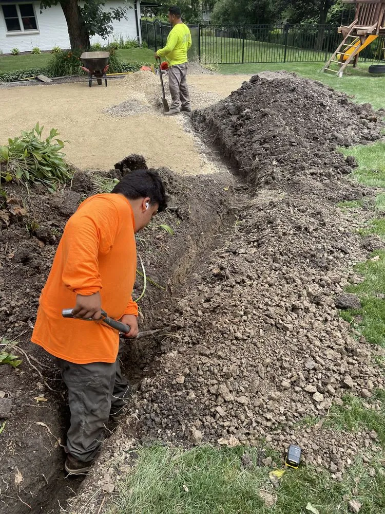 Custom lawn mowing service in Carpentersville, IL by Marin Landscaping