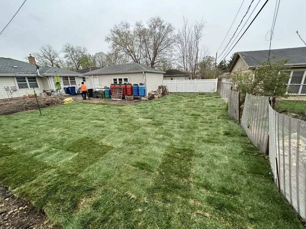 Custom lawn care service in Carpentersville, IL - Marin Landscaping