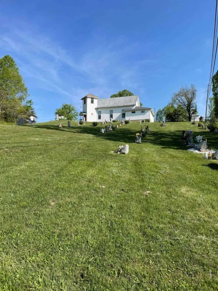 Expert landscape design in Buckeye Lake, OH - Marine Vet & Personal Lawn Care