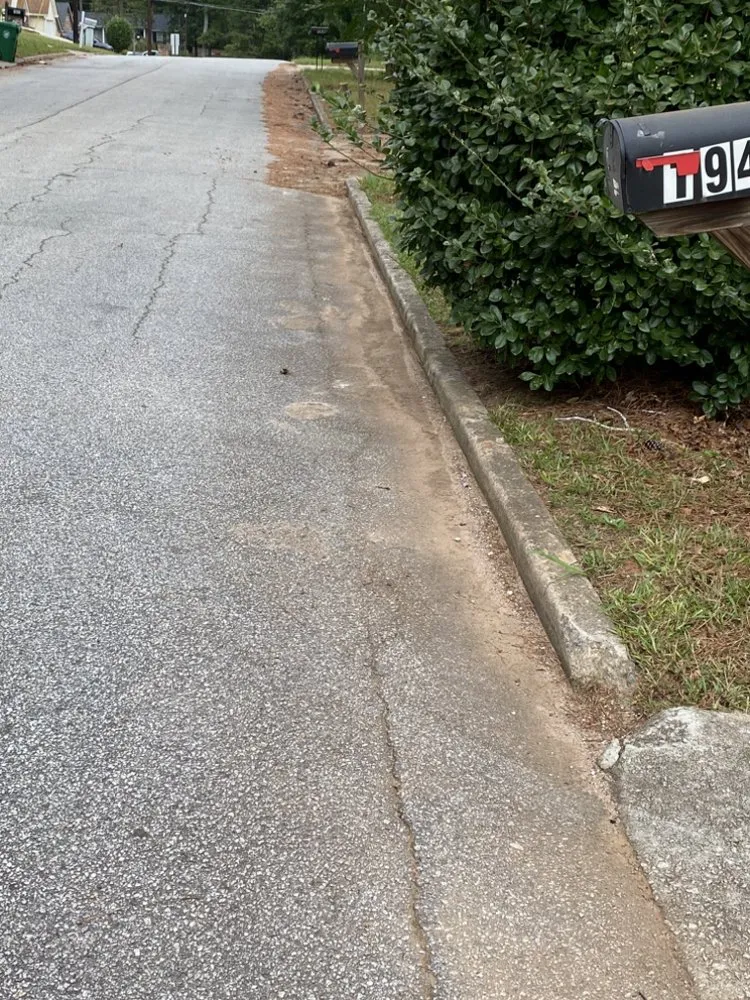 Custom landscape design in Lilburn, GA - Marinez Mowning