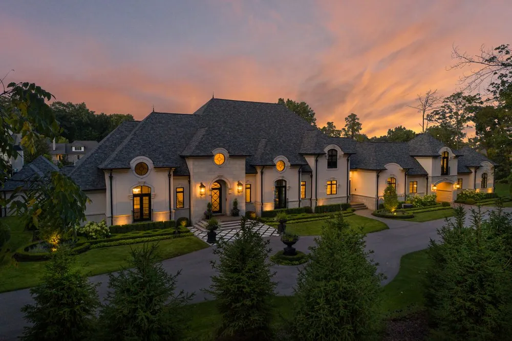 Professional lawn mowing service experts serving Washington, MI - Marino's Landscape