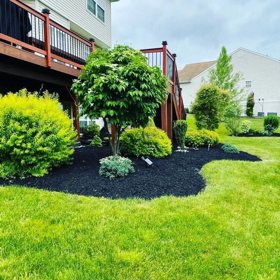 Professional garden landscaping experts serving Hopewell Junction, NY - Marino's Landscaping