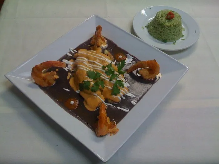 Affordable lawn mowing service experts serving Santa Ana, CA - Marins Landscaping