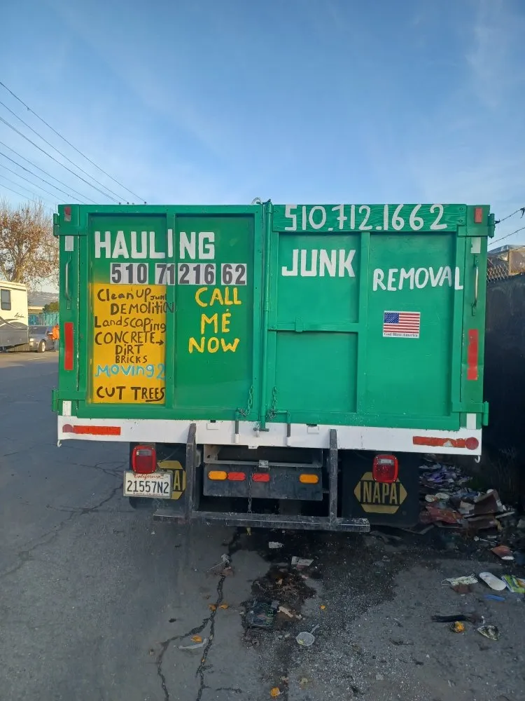 Trusted lawn care service experts serving Oakland, CA - Mario G. Hauling Junk Removal