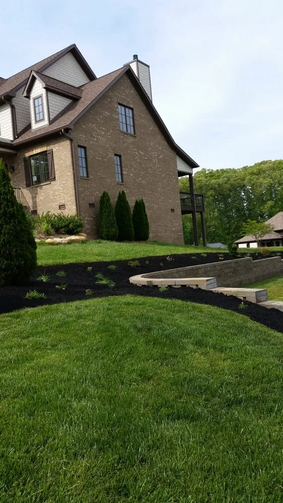 Top-rated yard maintenance for beautiful yards across Knoxville, TN - Mario Manuel Landscaping