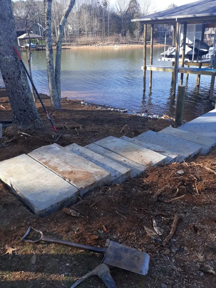 Trusted landscaping services with custom design in Knoxville, TN by Mario Manuel Landscaping