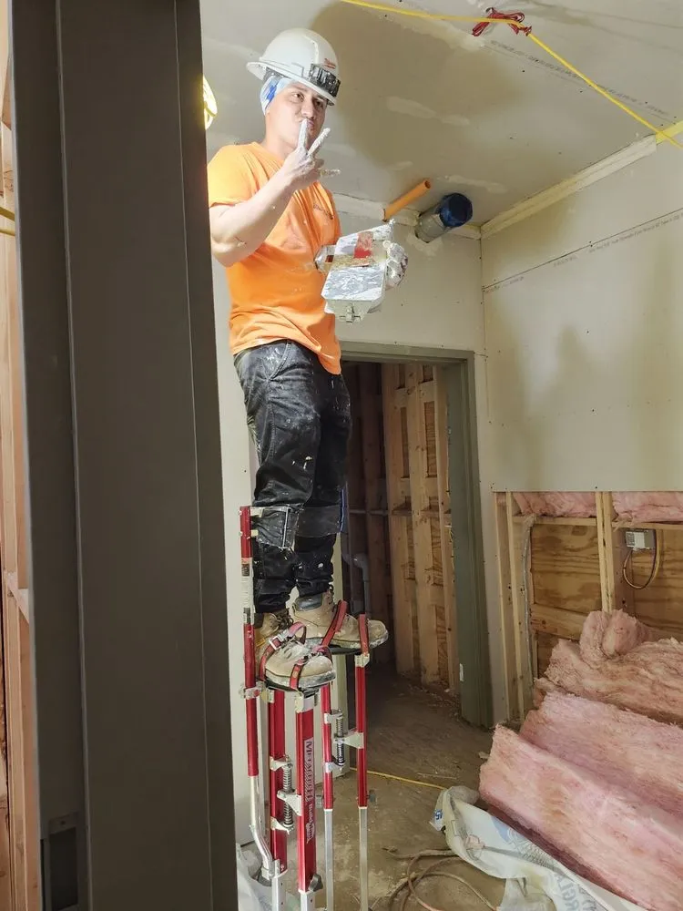 Trusted lawn care service in Woonsocket, RI - Mario Paz Mazariego